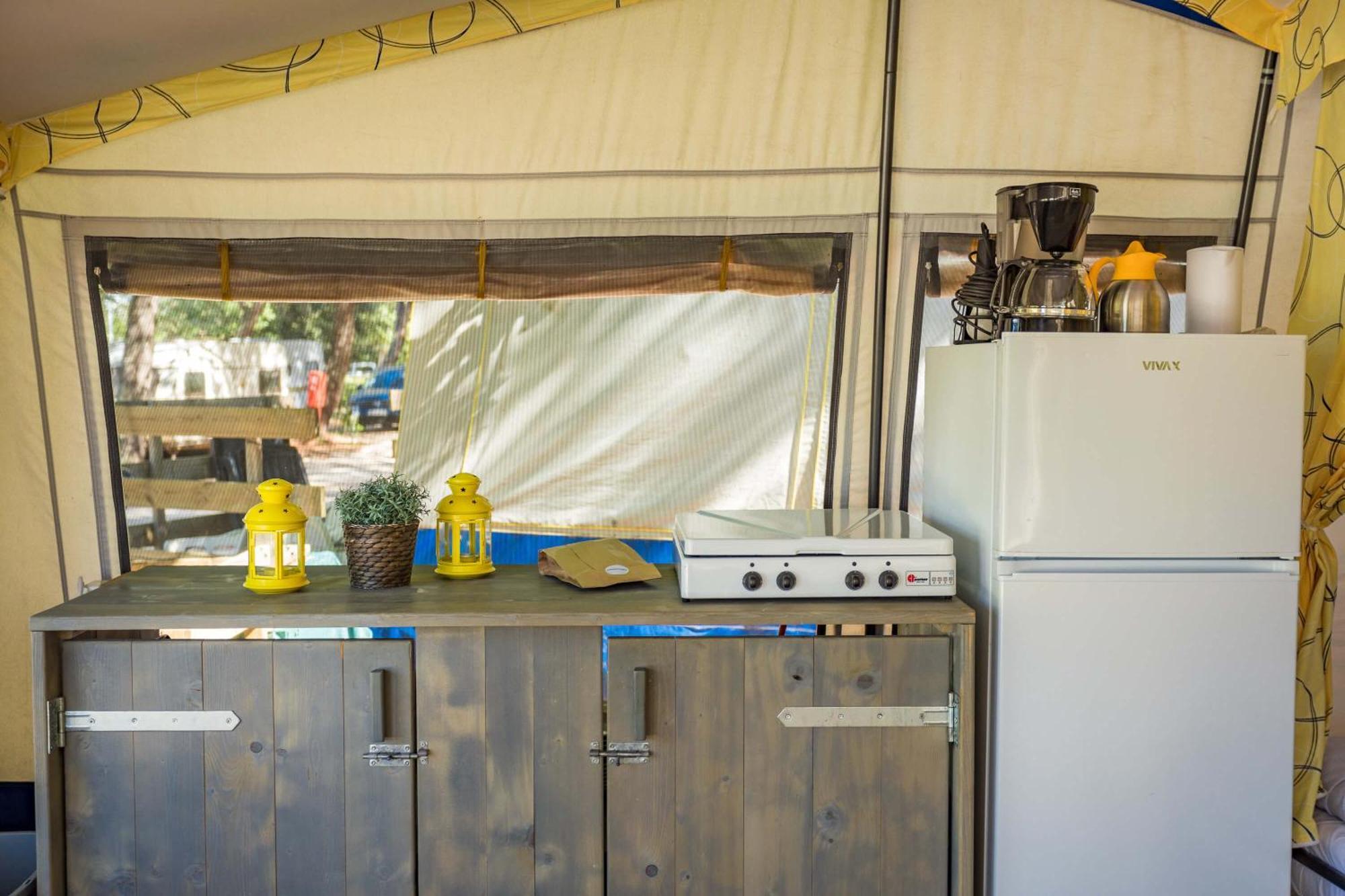Easyatent Bungalow Tent Lanterna 切瓦尔-波拉特 客房 照片